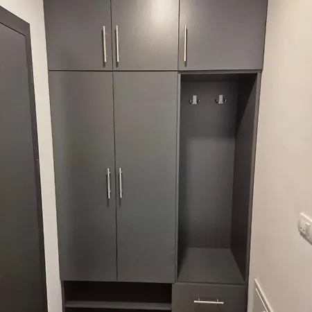 Belvedere Lux, Apartment