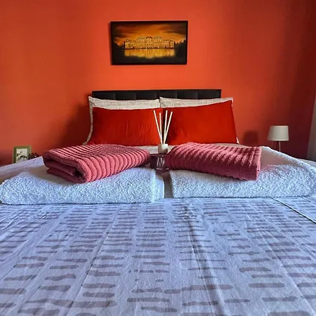 Belvedere Lux, * Doboj